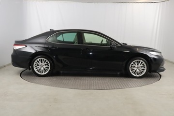 Toyota Camry IX Sedan 2.5 Hybrid Dynamic Force 218KM 2020 Toyota Camry 2.5 Hybrid, Salon Polska, zdjęcie 5