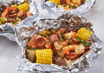 ФОЛЬГА ПИЩЕВАЯ АЛЮМИНИЕВАЯ ПЛОТНАЯ GASTRO 1кг 60м