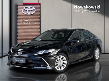 Toyota Camry IX Sedan 2.5 Hybrid Dynamic Force 218KM 2023 Toyota Camry 2.5 Hybrid Comfort CVT 2.5 Hybrid Com