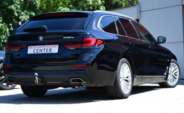 BMW Seria 5 G30-G31 Touring Plug-In 2.0 530e 292KM 2022 BMW 530e 292ps Hak Blis Live Cocpit Pro 18” Webasto Full-Led DAB CTA LKA, zdjęcie 32