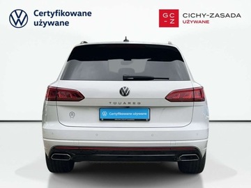 Volkswagen Touareg III SUV 3.0 V6 SCR TDI 286KM 2023 Volkswagen Touareg TDI 4X4 285KM R-LINE HAK Panorama DSG Pneumatyka FVA, zdjęcie 5