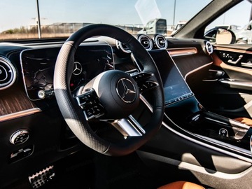 Mercedes GLC C254/X254 Coupe 2.0 300 258KM 2025 GLC Coupe 300 4-Matic AMG Line 2.0 (258KM) 2025, zdjęcie 6