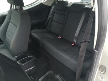 Peugeot 207 Hatchback 5d 1.4 16V 88KM 2007 Peugeot 207 1.4 16V 88KM Klimatyzacja Isofix, zdjęcie 16