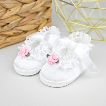 Белые крестильные тапочки для годовалого ребенка с цветком, 9 см.