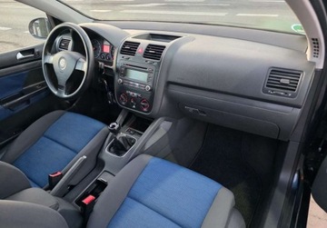 Volkswagen Golf V Hatchback 1.4 i 16V 75KM 2005 Volkswagen Golf Benzynkagaz LPG 1.4 BenzynaLPG 75KM, zdjęcie 8