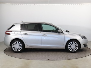 Peugeot 308 II Hatchback 5d 1.2 PureTech 130KM 2016 Peugeot 308 1.2 PureTech, Automat, Skóra, Navi, zdjęcie 5