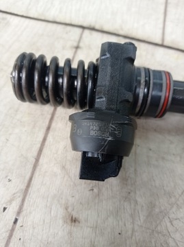 AUDI A4 B6 НАСОС ИНЖЕКТОР ИНЖЕКТОР 038130073AR