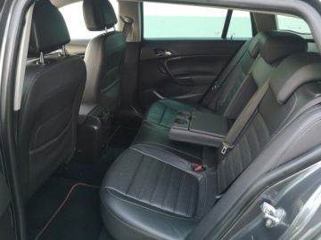 Opel Insignia I Sports Tourer 2.0 CDTI ECOTEC 160KM 2010 Opel Insignia 2.0 CDTI 170KM Klimatronik Led, zdjęcie 17