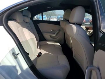 Mercedes CLA C118/X118 2023 Mercedes-Benz CLA 250 4Matic 2023 2.0 Benzyna 221KM, zdjęcie 2