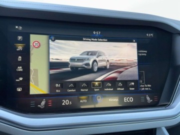 Volkswagen Touareg III SUV 3.0 V6 SCR TDI 286KM 2021 Volkswagen Touareg Elegance, Asystenci, Kamera 360, Pneumatyka, Softclose,, zdjęcie 24