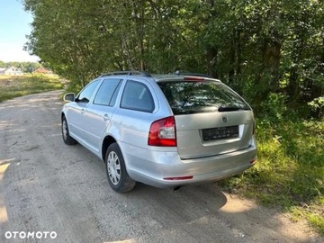 Skoda Octavia II Kombi 1.6 TDI CR DPF 105KM 2010 Skoda Octavia Skoda Octavia 1.6 Diesel 105KM, zdjęcie 23