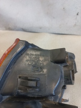 BLIKAČ SMĚROVKA PRAVÝ PŘEDNÍ SMĚR MITSUBISHI PAJERO 012141531