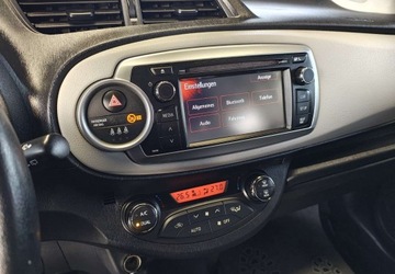 Toyota Yaris III Hatchback 5d 1.33 Dual VVT-i 99KM 2012 Toyota Yaris Toyota Yaris III 1.3BENZYNA ZADBANA 1.3 Benzyna 99KM, zdjęcie 18