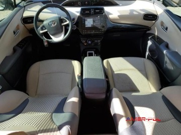 Toyota Prius IV Hatchback 1.8 Hybrid 122KM 2016 Toyota Prius 2016r., 1,8 L od ubezpieczalni 1.8 Hybryda 121KM, zdjęcie 7