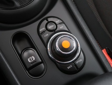 Mini Clubman F54 Kombi 1.5 136KM 2019 MINI Clubman Cooper, Salon Polska, Serwis ASO, zdjęcie 14