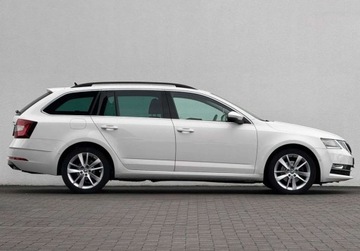 Skoda Octavia 2020 Skoda Octavia Reflektory LED Kamera Keyless Lane Assist Salon PL FVA, zdjęcie 2