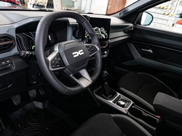 Dacia Bigster 1.2 TCe 130KM 2025 Od ręki - Extreme 4x4 1.2 TCe 130KM / Pakiet Parking, Zimowy +, zdjęcie 6