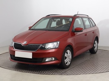Skoda Fabia III Kombi 1.2 TSI 90KM 2015 Skoda Fabia 1.2 TSI, Salon Polska, 1. Właściciel, zdjęcie 1