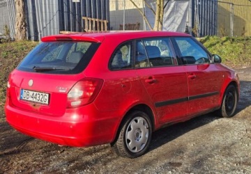 Skoda Fabia II Kombi 1.9 TDI 105KM 2008 Skoda Fabia Skoda Fabia 1.9 TDI Comfort 1.9 Diesel 105KM, zdjęcie 2