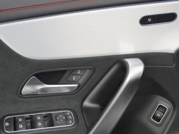 Mercedes CLA C118/X118 Shooting Brake Facelifting 1.3 200 163KM 2024 CLA 200 AMG Line Shooting Brake 1.3 (163KM) 2024, zdjęcie 12