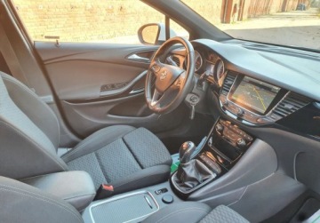 Opel Astra K Sports Tourer 1.6 CDTI 110KM 2017 Opel Astra SPORT LED Nawigacja GetHelp 1.6 Diesel 110KM, zdjęcie 9