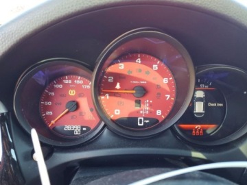 Porsche Macan 2021 Porsche Macan 2021. 2.0 Benzyna 248KM, zdjęcie 9