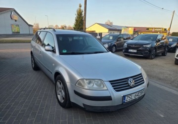 Volkswagen Passat B5 Kombi 1.8 T 20V 150KM 2001 Volkswagen Passat Swiezo sprowadzony, Zarejestrowany. 1.8 Turbo. 1.8, zdjęcie 1