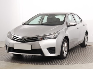 Toyota Corolla XI Sedan 1.33 Dual VVT-i 99KM 2015 Toyota Corolla 1.3 Dual VVT-i, Salon Polska, Klima, zdjęcie 1