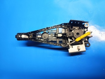 KLIKA DVEŘE LEVÝ PŘEDNÍ OPEL ASTRA IV J GTC Z187