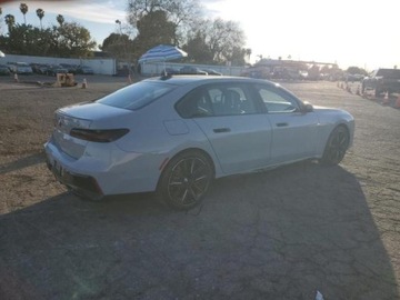 BMW 2024 BMW Seria 7 2024 BMW 760 XI 4.4 Benzyna 536KM, zdjęcie 3