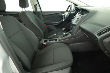 Ford Focus III Kombi Facelifting 1.5 TDCi 120KM 2015 Ford Focus 1.5 TDCi, Salon Polska, Serwis ASO, zdjęcie 6