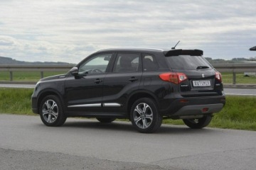 Suzuki Vitara III SUV 1.6 VVT 120KM 2018 Suzuki Vitara 1.6 VVT gwarancja przebiegu Android, zdjęcie 5