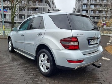 Mercedes Klasa M W164 Off-roader Facelifting 3.0 V6 (350 BlueTEC) 211KM 2009 MERCEDES-BENZ ML350 V6 3,0l diesel 211KM*4X4 4 - MATIC * 100%Bezwypadkowy, zdjęcie 26