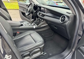 Alfa Romeo Stelvio SUV Facelifting 2.0 Turbo 200KM 2021 Alfa Romeo Stelvio Alfa Romeo Stelvio 2.0 Benzyna 201KM, zdjęcie 12