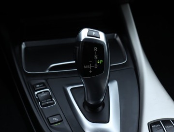 BMW Seria 1 F20-F21 2018 BMW 1 118i, Automat, VAT 23%, Skóra, Navi, Klima, zdjęcie 15