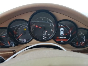 Porsche Panamera I Limuzyna Facelifting 3.6 310KM 2015 Porsche Panamera 2015 r., 3,6L PANAMERA 2 3.6 Benzyna 310KM, zdjęcie 6