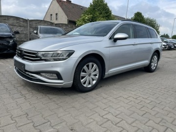 Volkswagen Passat B8 Variant Facelifting 2.0 TDI SCR 150KM 2020 Volkswagen Passat Variant Automat Podgrzewanie