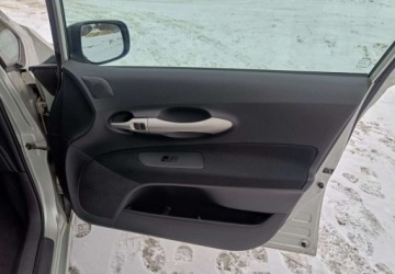 Toyota Auris I Hatchback 1.4 i 16V VVT-i 97KM 2007 Toyota Auris Toyota Auris 1.4 VVT-i 1.4 Benzyna 97KM, zdjęcie 19