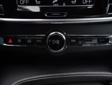 Volvo S90 II Sedan 2.0 D5 235KM 2018 Volvo S90 D5 AWD, Salon Polska, Serwis ASO, zdjęcie 12