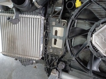 AUDI Q8 Q7 3.0 TFSI РЕМЕНЬ ПЕРЕДНЕГО РАДИАТОРА 8W0.121.003.D