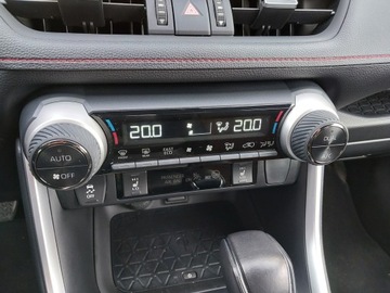 Toyota RAV4 V SUV Plug-in 2.5 Plug-in Hybrid 306KM 2021 Toyota RAV4 2.5 Plug-In Hybrid Selection 4x4 V (20, zdjęcie 17