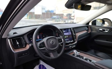 Volvo XC60 II 2023 Volvo XC 60 Volvo XC 60 T6 AWD Plug-In Hybrid R-Design 2.0 Hybryda Plug-in, zdjęcie 29