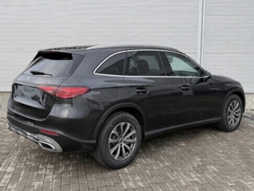 Mercedes GLC C254/X254 Coupe 2.0 200 204KM 2026 MERCEDES-BENZ GLC 200 4-Matic Avantgarde 2.0 (204KM) 2026, zdjęcie 3