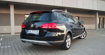 Volkswagen Passat B7 Variant 2.0 TDI CR DPF BlueMotion 140KM 2013 Volkswagen Passat 4x4140KM AlltrackNAVIgacja 6 Biegow2xPDC 4Motion, zdjęcie 13