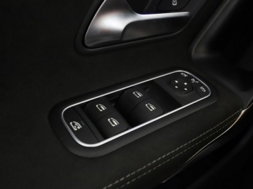 Mercedes CLA C118/X118 2021 Mercedes CLA 200 AMG Line automat 163KM panorama, zdjęcie 35