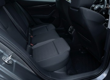 Skoda Octavia IV Liftback 1.5 TSI EVO 150KM 2023 Skoda Octavia Ambition ! Kamera Cofania ! Tempomat, zdjęcie 7