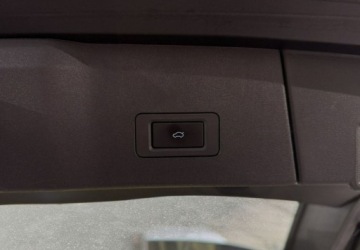 Omoda 9 1.5 T-GDI 537KM 2025 Omoda 9 VAT 23 1.5T-GDI PHEV 537KM 3DHT AWD 2025 r., salon PL, I wl., opony, zdjęcie 16