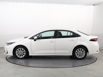 Toyota Corolla XII Sedan Facelifting 1.5 VVT-i 125KM 2023 Toyota Corolla 1.5 VVT-i, Salon Polska, zdjęcie 2