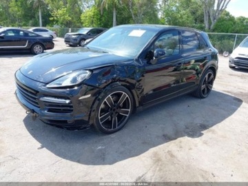 Porsche Cayenne III SUV S 2.9 440KM 2023 Porsche Cayenne 2023 PORSCHE CAYENNE PLATINUM EDITION 2.9 Benzyna 440KM, zdjęcie 2