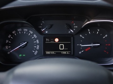 Citroen Berlingo III Osobowy M 1.2 PureTech 110KM 2019 Citroen Berlingo 1.2 PureTech, Salon Polska, zdjęcie 10